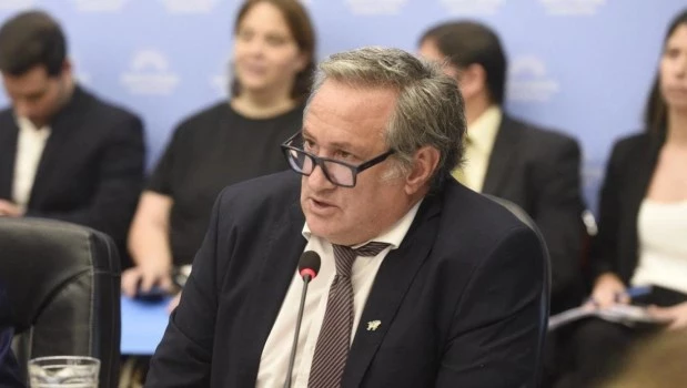 Echaron a Pablo de la Torre de Capital Humano por los alimentos almacenados vencidos