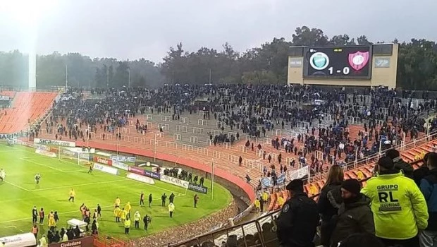 Se suspendió Godoy Cruz-San Lorenzo por incidentes con los hinchas mendocinos