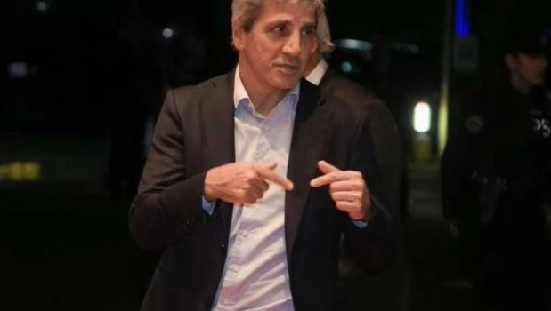 A través de un DNU, el Gobierno amplió la emisión de Letras del Tesoro con vencimiento en 2024