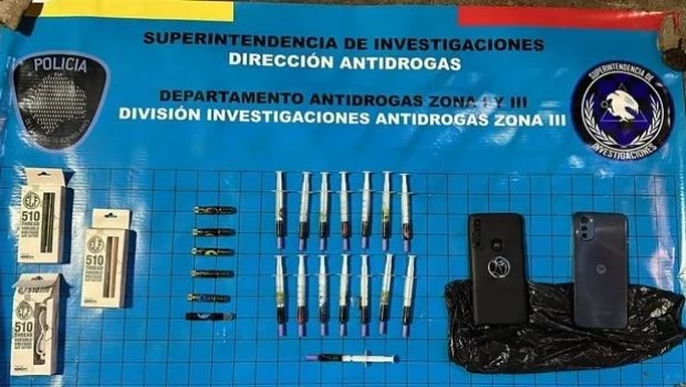 Detienen a dos hombres que vendían jeringas con THC sintético