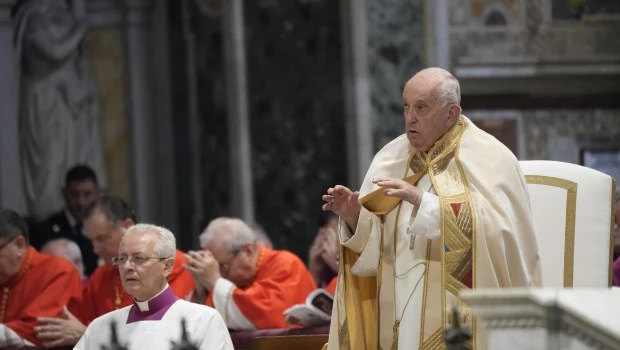 Francisco lamenta los destrozos causados por la guerra y el egoísmo en la misa del Corpus Christi
