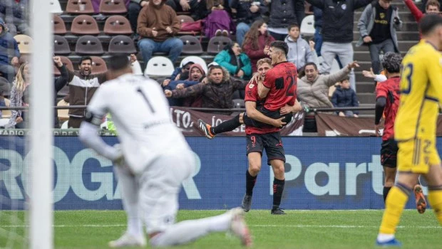 Boca jugó el peor partido de la era Martínez y cayó ante Platense