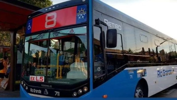 Siete detenidos por robos pirañas en la línea 8 de colectivos