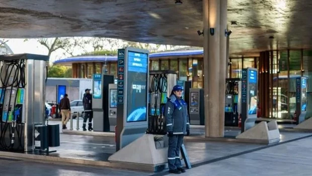 YPF abastecerá sus estaciones de servicio con energía renovable