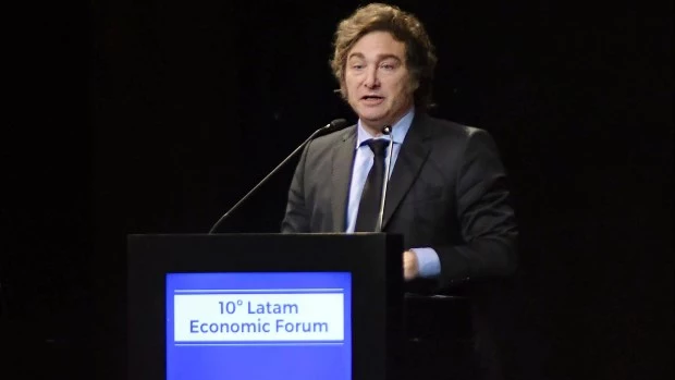 Milei ratificó su intención de vetar las leyes que perjudiquen el equilibrio fiscal: "Me importa tres carajos"