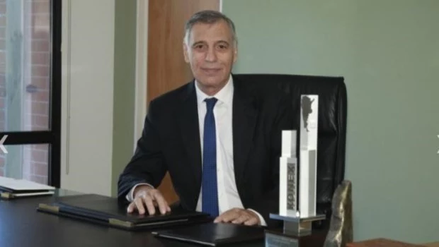 El rector de la UCA, Miguel Ángel Schiavone, dijo que solo el 15% de los alumnos termina “en tiempo y forma”.