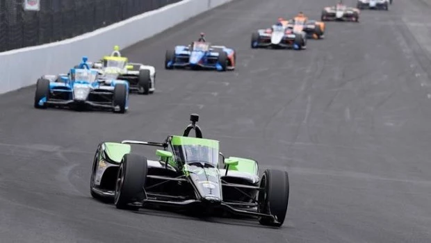 Canapino fue excluído de la próxima carrera de IndyCar