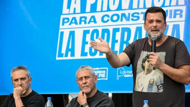 Barrios de Pie realizó un acto de apoyo a Kicillof, frente a "los ataques" de Milei