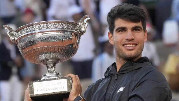 Alcaraz hereda el reinado de Nadal y se consagra en Roland Garros