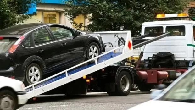 El Gobierno derogará la medida que prohibía a las aseguradoras brindar el servicio de grúas