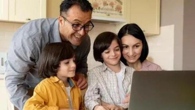 Para ser de clase media, una familia porteña necesitó en mayo $1.339.751 y $860.100 para no caer en la pobreza