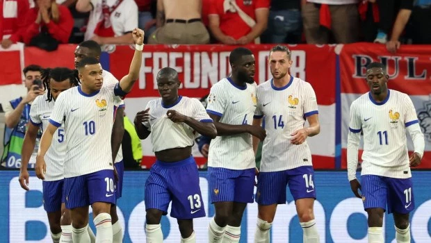 Francia sufrió para llevarse el triunfo en el debut ante Austria