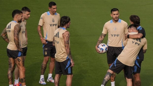 Pocas dudas de Scaloni para los 11 que arrancarán la Copa América