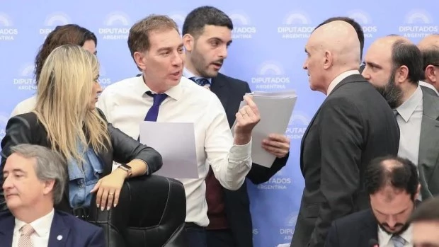 El oficialismo buscará emitir dictamen en Diputados sobre los cambios a la Ley Bases y el paquete fiscal