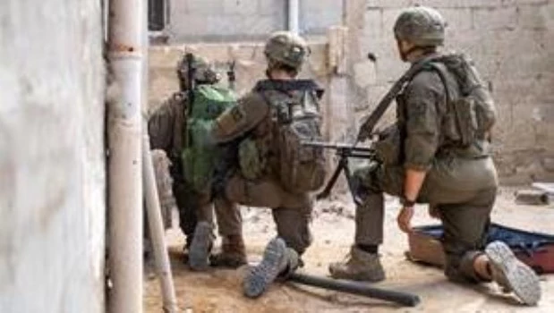 Continúa la guerra en Gaza mientras se intensifica la fricción entre el Ejército y Netanyahu