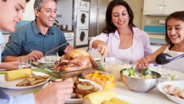 En mayo, una fmailia porteña necesitó 1.249.313,29 pesos para mantenerse en la clase media