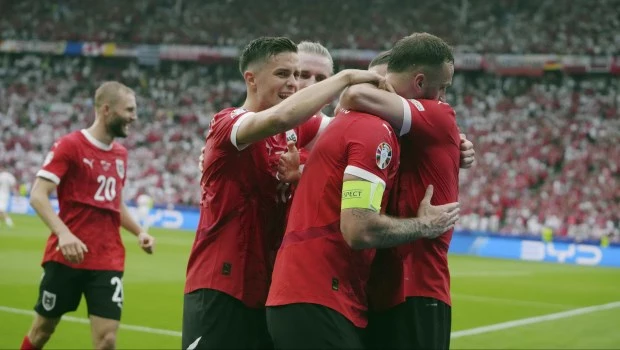 Austria consigue su primer triunfo de la Euro al superar 3-1 a Polonia