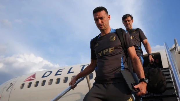 La Selección viajó a Nueva Jersey con la mente puesta en el partido contra Chile