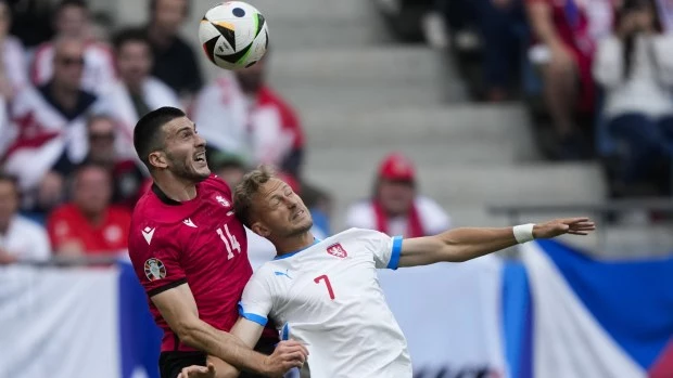 Georgia y República Checa empataron y complicaron su clasificación