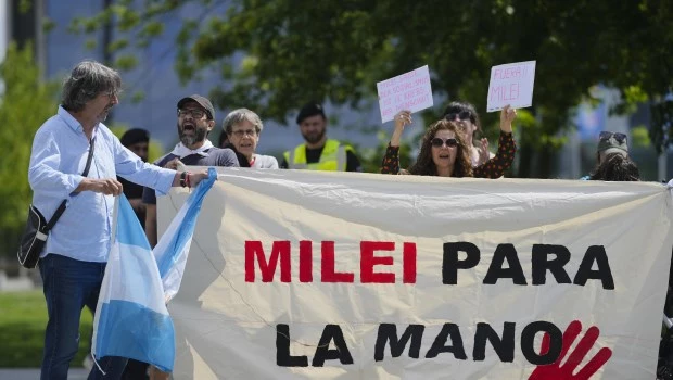 Manifestantes rechazaron la presencia de Milei en Alemania