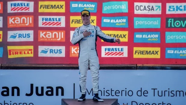 Tiago Pernía se quedó con el triunfo en el TC2000 en San Juan