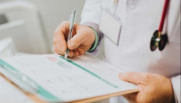 El Gobierno habilitó a las prepagas y obras sociales a fijar libremente los precios de los coseguros