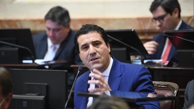 El senador Abad impulsa el voto con Boleta Única de Papel