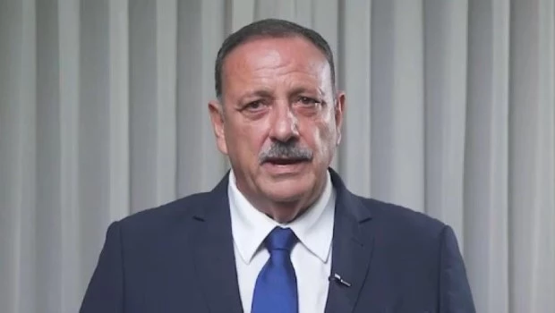 Quintela anunció que pagará los sueldos de La Rioja con bonos de deuda