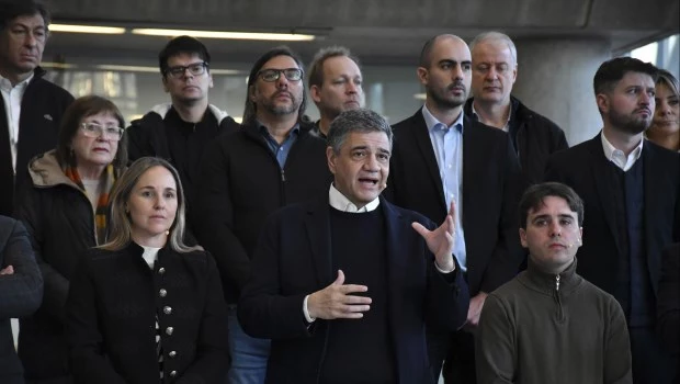 "Que un chico tenga acceso a una plataforma legal o ilegal de apuesta, es delito y lo vamos a combatir", aseguró Jorge Macri