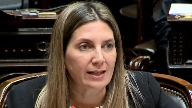 Lospennato: "Señores del club del helicóptero, fracasaron otra vez porque hoy habrá ley"