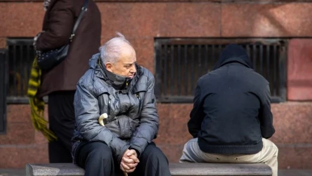 El Presidente puso en duda el pago del bono a jubilados