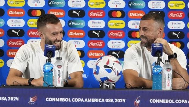 Samuel dice que Scaloni está "amargado" por la sanción que le impedirá dirigir a la Selección contra Perú