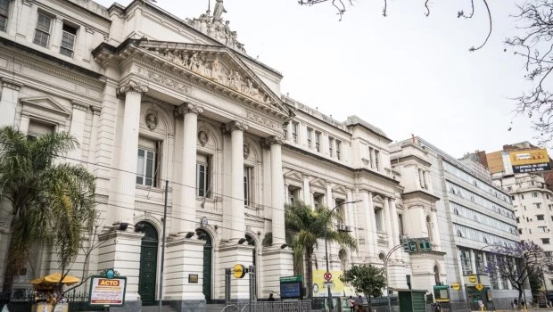 Estudiantes de la Facultad de Ciencias Económicas UBA conseguirán su primer trabajo profesional