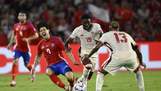 Canadá avanzó a los cuartos de final de la Copa América tras empatar con Chile
