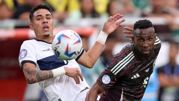 Ecuador empató con México y será el rival de Argentina
