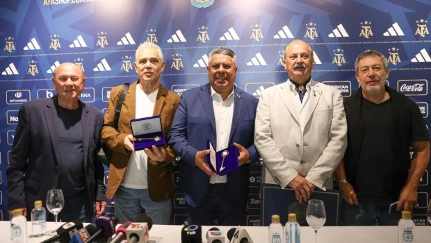 Chiqui Tapia recibió las llaves de la ciudad de Miami