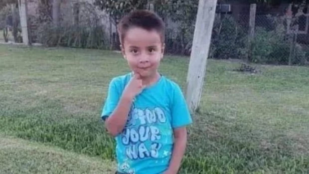 Caso Loan: peritaron los autos y la moto de los imputados y allanaron otra vez las casas de Pérez y Caillava en Chaco