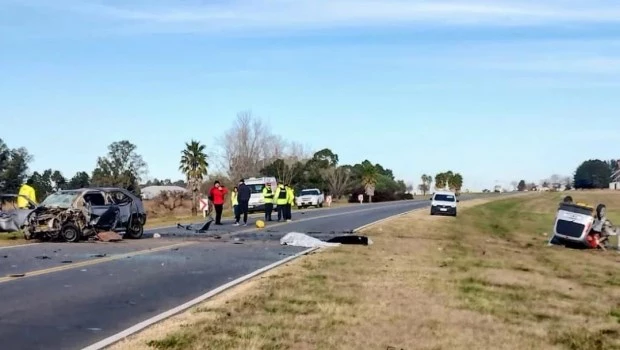 Tres personas murieron eu un choque en ruta provincial 14, al sur de Santa Fe
