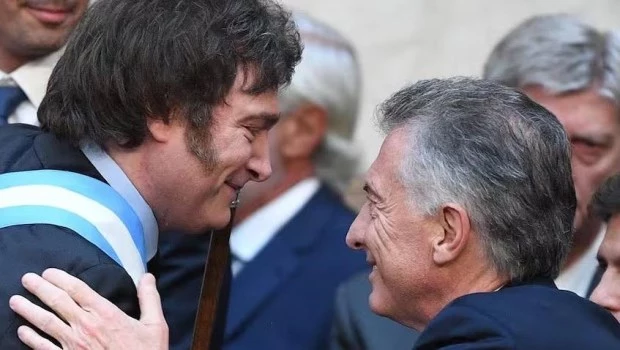 Macri regresó a la Argentina para asistir a la firma del Pacto de Mayo en Tucumán