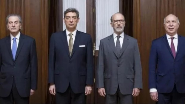 El Gobierno ya trabaja en la amplicación de la Corte Suprema