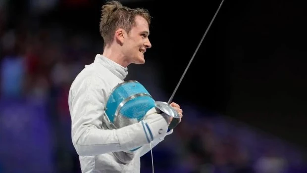 El esgrimista Pascual Di Tella cayó en París ante el numero uno del mundo