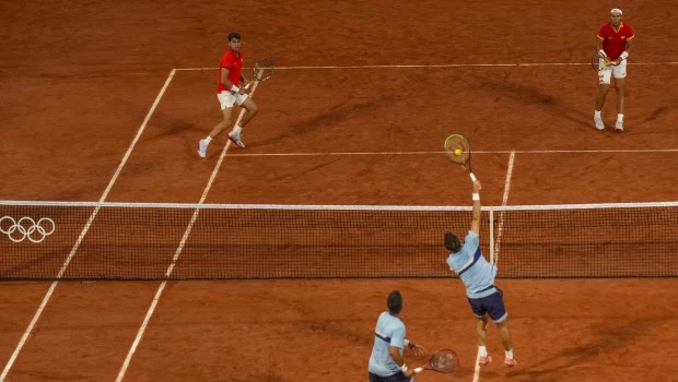 Machi González y Molteni no pudieron ante Rafa Nadal y Alcaraz