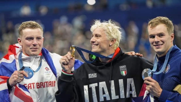 El italiano Martinenghi le arrebata el oro a Peaty en los 100 metros pecho