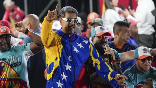 Maduro se proclamó ganador y reelecto en Venezuela y la oposición denuncia fraude