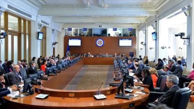 La Argentina y ocho países de la región “exigen la revisión completa de los resultados” en Venezuela