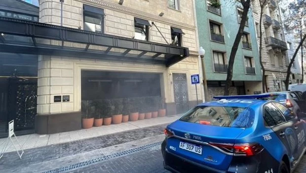 Incendio en el edificio Mihanovich en Recoleta: 13 intoxicados por monóxido de carbono