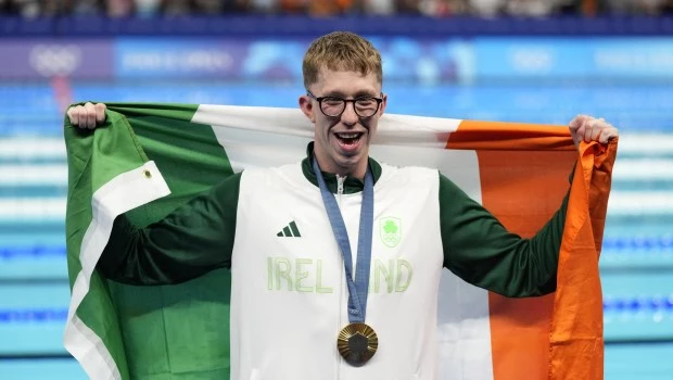 Wiffen gana los 800 libres y se convierte primer nadador irlandés masculino en ganar oro olímpico