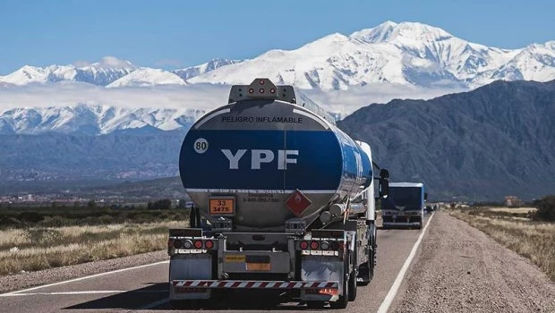La planta de GNL de YPF se instalará en Río Negro y no en la provincia de Buenos Aires