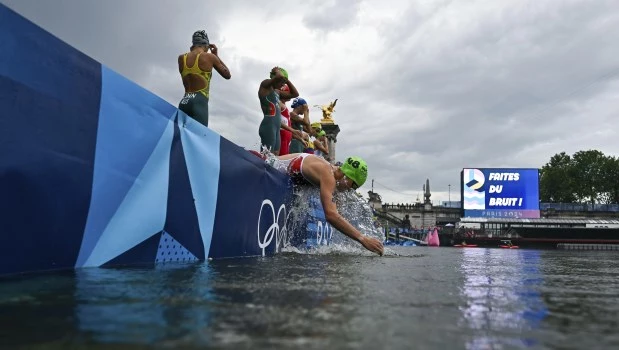 Francia celebró como una victoria el poder disputar el triatlón en el Sena