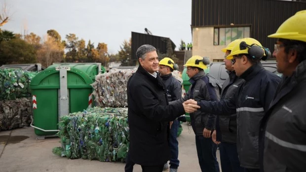 Anuncian más controles y sanciones a las empresas para que la Ciudad esté más limpia y ordenada 